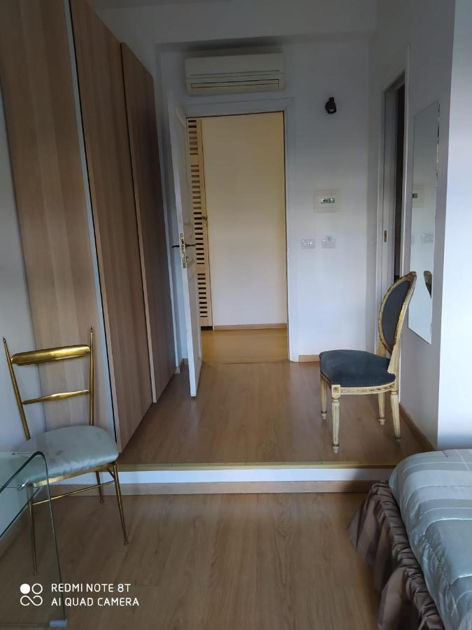 Vanity Apartment - 4 Bedrooms With 4 Bathrooms - Ac & Wifi Roma Eksteriør bilde