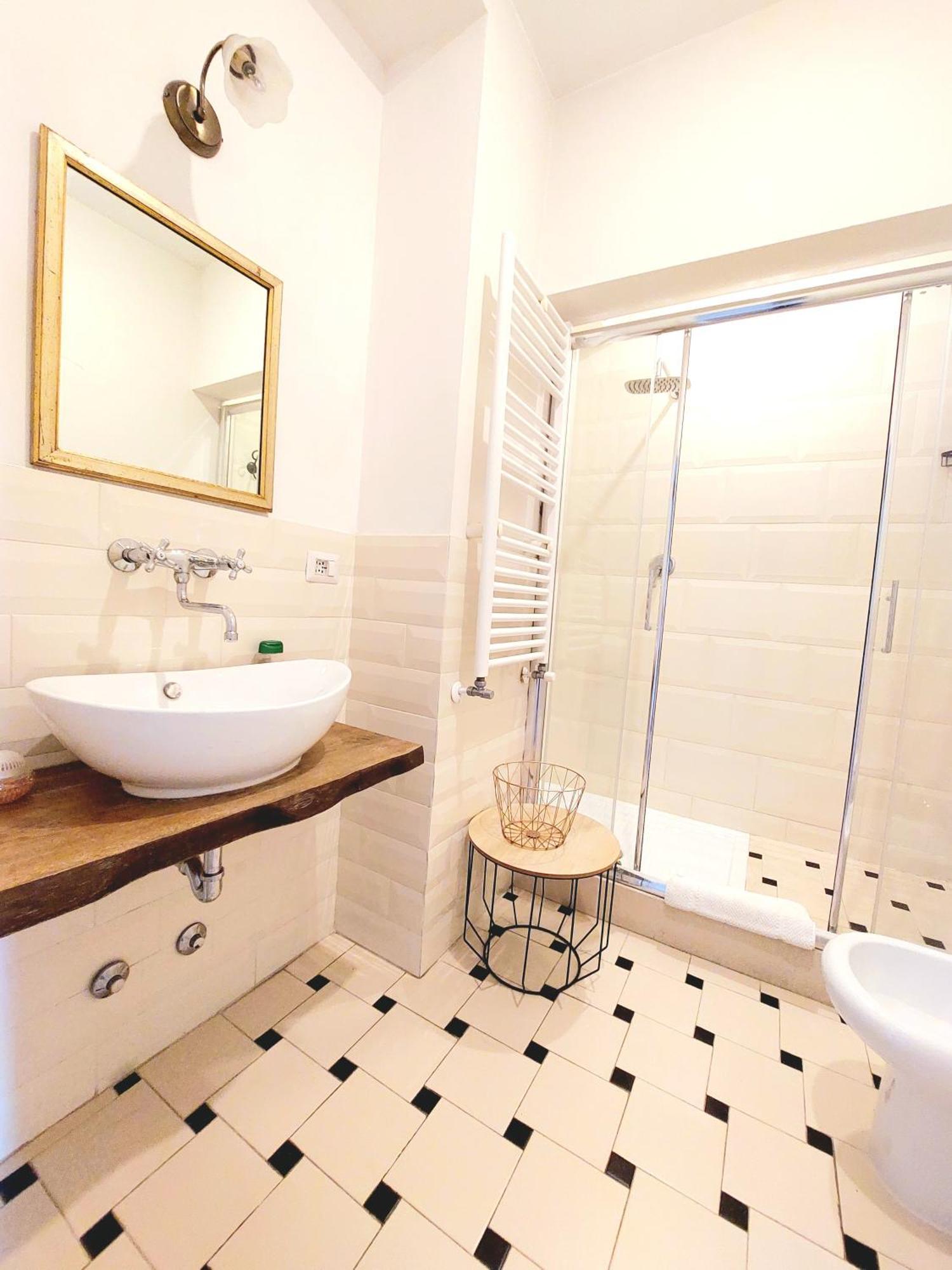 Vanity Apartment - 4 Bedrooms With 4 Bathrooms - Ac & Wifi Roma Eksteriør bilde